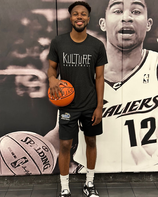 Corey Taite, Goldey-Beacom College Player of the Year and 1,000-point scorer