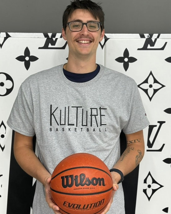 Marc Dadika, professional basketball trainer at Kulture Basketball